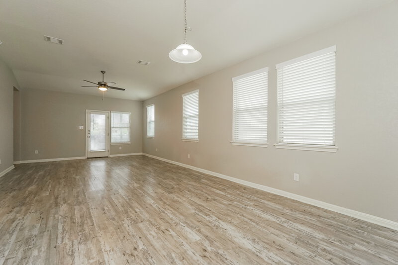 1,980/Mo, 9410 Novacek Blvd San Antonio, TX 78254 Living Room View 2