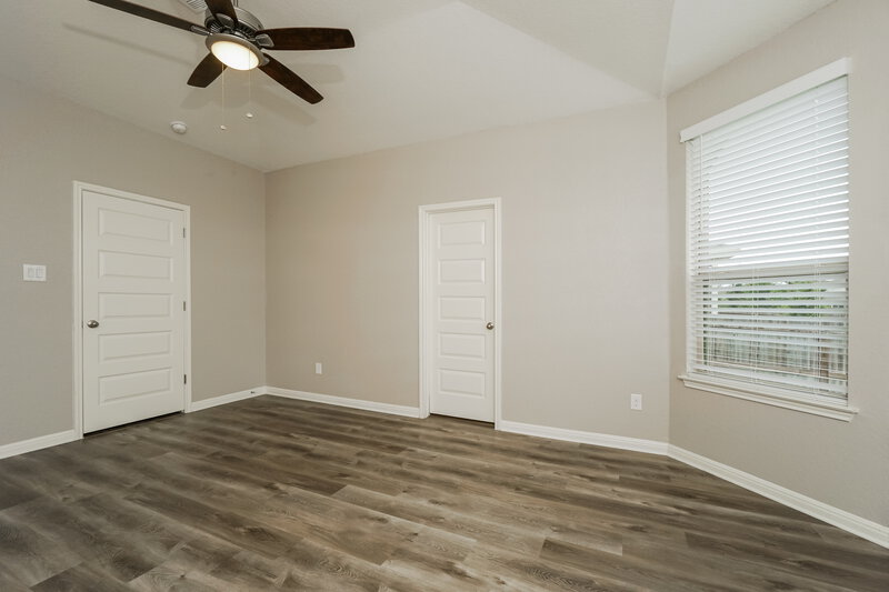 1,980/Mo, 9410 Novacek Blvd San Antonio, TX 78254 Main Bedroom View 2