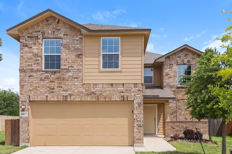 0/Mo, 13827 Sonora Vly San Antonio, TX 78254 External View