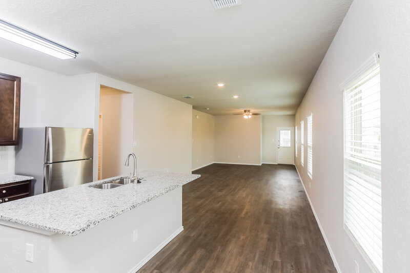 1,790/Mo, 110 Broken Antler San Antonio, TX 78253 Kitchen View 2