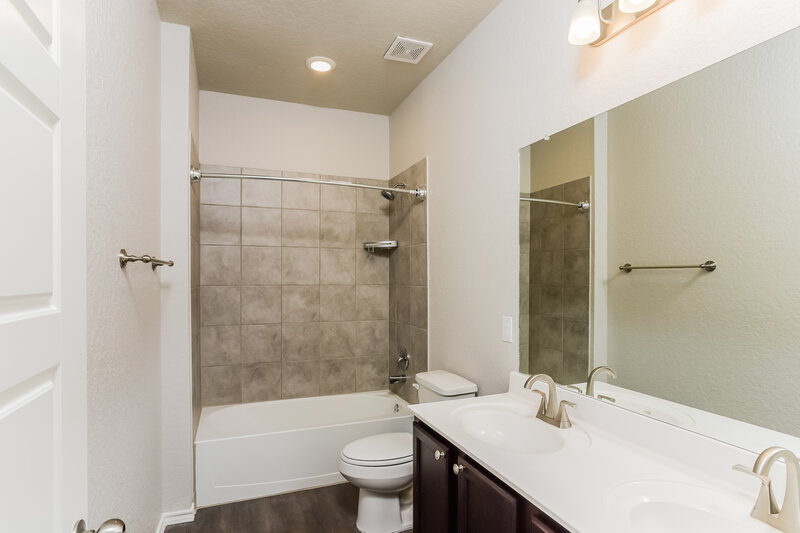 1,790/Mo, 110 Broken Antler San Antonio, TX 78253 Main Bedroom View 3