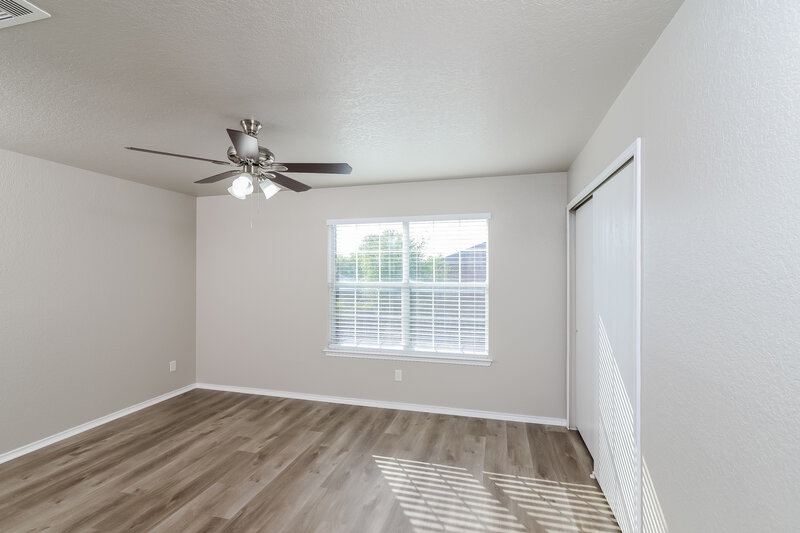 2,535/Mo, 7631 Dueling Oak San Antonio, TX 78254 Bedroom View 3