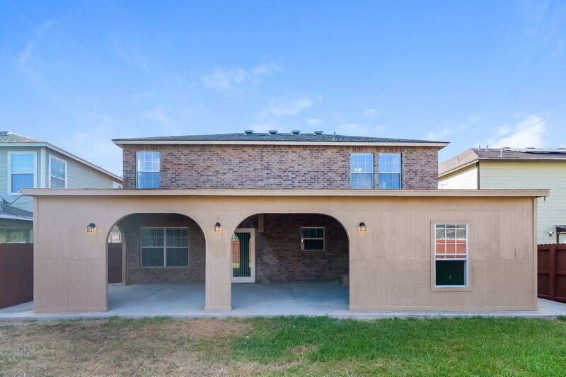 2,535/Mo, 7631 Dueling Oak San Antonio, TX 78254 Rear View