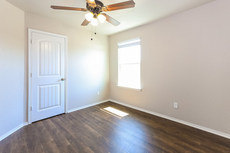0/Mo, 11604 Hidden Ter San Antonio, TX 78245 Bedroom View 2