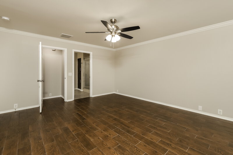 2,125/Mo, 15714 Turfway Park Selma, TX 78154 Main Bedroom View 2