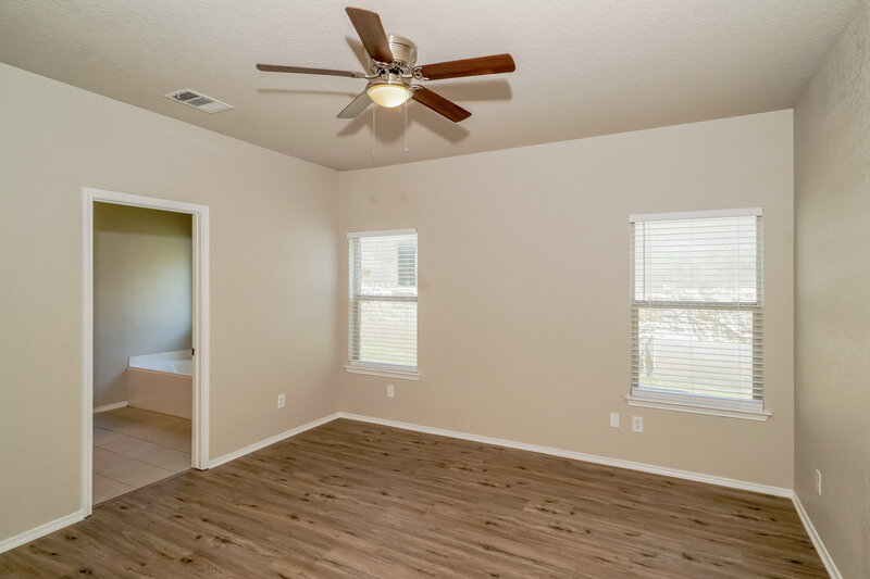 1,895/Mo, 316 Primrose Way New Braunfels, TX 78132 Main Bedroom View