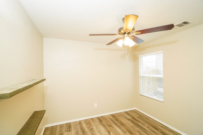 1,890/Mo, 1037 Sandwell Ct Seguin, TX 78155 Main Bedroom View 2
