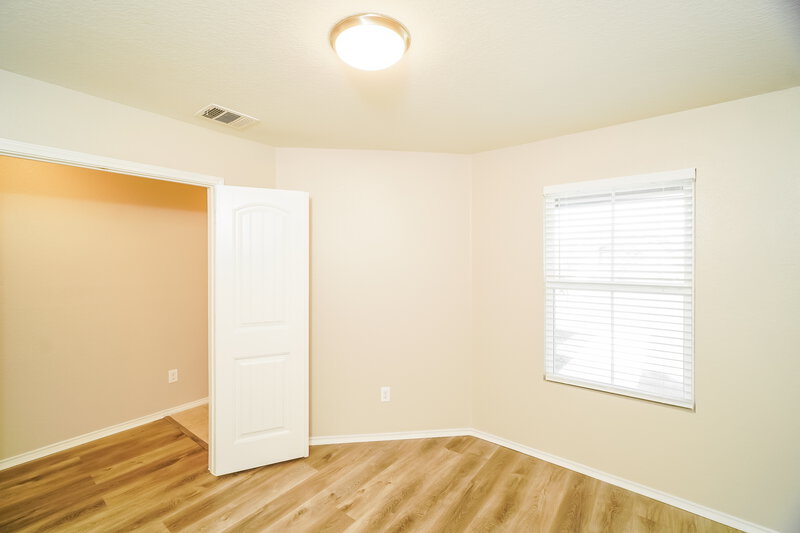 1,890/Mo, 1037 Sandwell Ct Seguin, TX 78155 Bedroom View 2