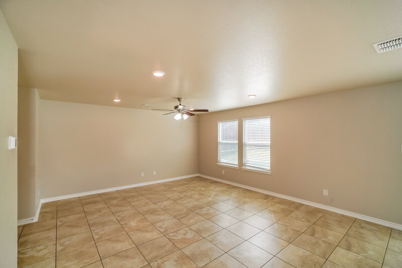 2,105/Mo, 1331 Swan Ct San Antonio, TX 78245 Living Room View