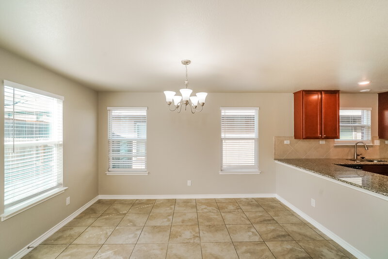 2,105/Mo, 1331 Swan Ct San Antonio, TX 78245 Dining Room View