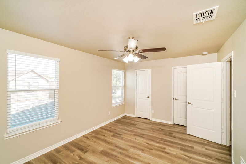2,105/Mo, 1331 Swan Ct San Antonio, TX 78245 Bedroom View