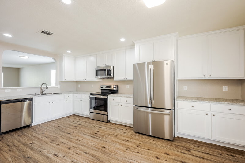 2,320/Mo, 11742 Wayward Daisy San Antonio, TX 78245 Kitchen View