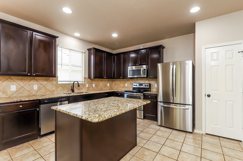 1,975/Mo, 659 Trinity Mdw San Antonio, TX 78260 Kitchen View