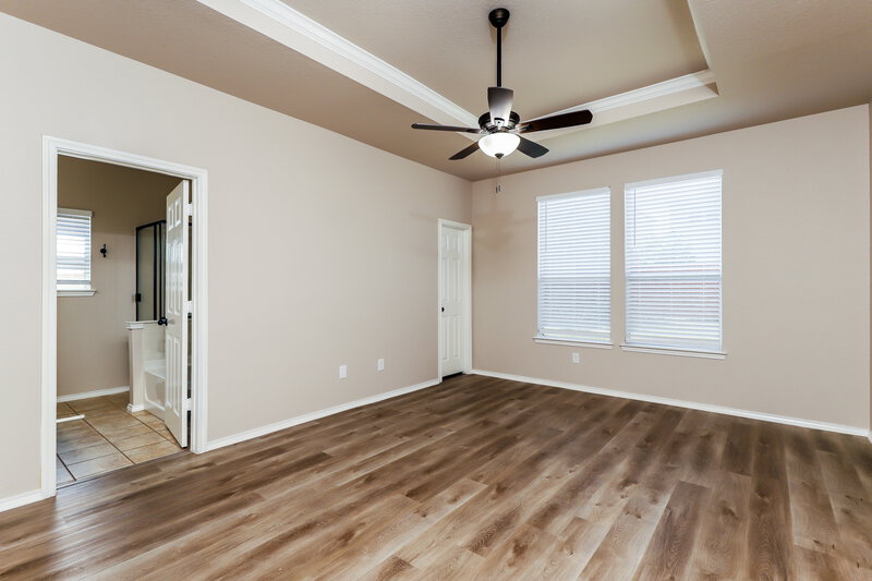 1,975/Mo, 659 Trinity Mdw San Antonio, TX 78260 Main Bedroom View