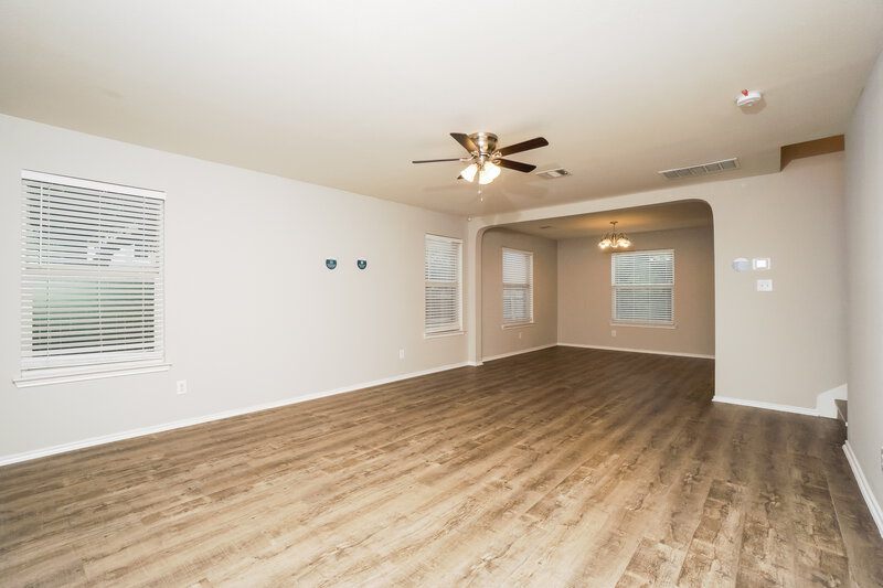 1,740/Mo, 10502 Marigold Bay San Antonio, TX 78254 Living Room View