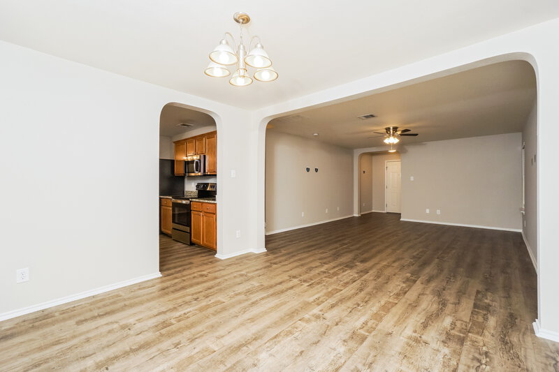 1,740/Mo, 10502 Marigold Bay San Antonio, TX 78254 Dining Room View