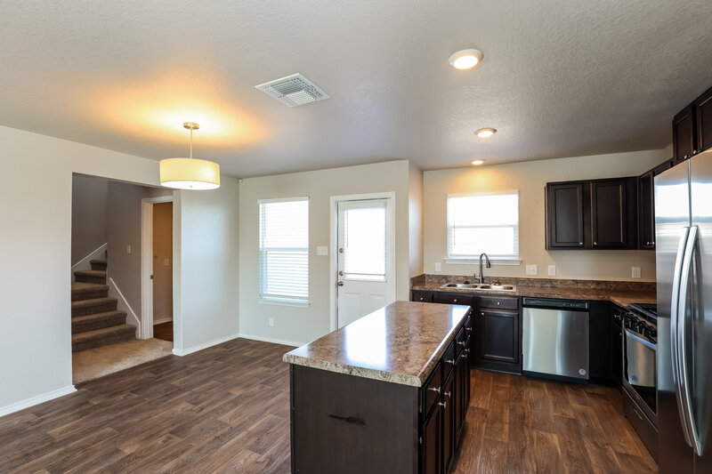 1,710/Mo, 4222 Toledo Mist San Antonio, TX 78222 Kitchen View