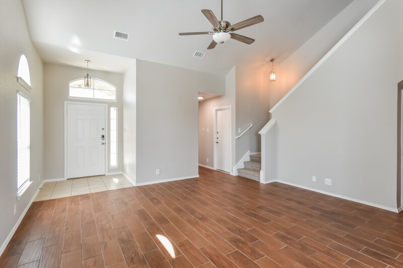 1,980/Mo, 247 Limestone Crk New Braunfels, TX 78130 Living Room View