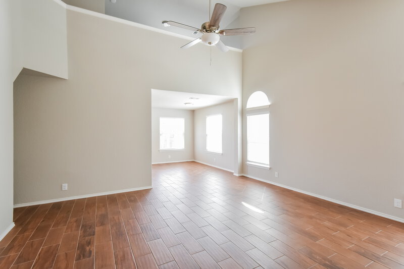 1,980/Mo, 247 Limestone Crk New Braunfels, TX 78130 Living Room View 3