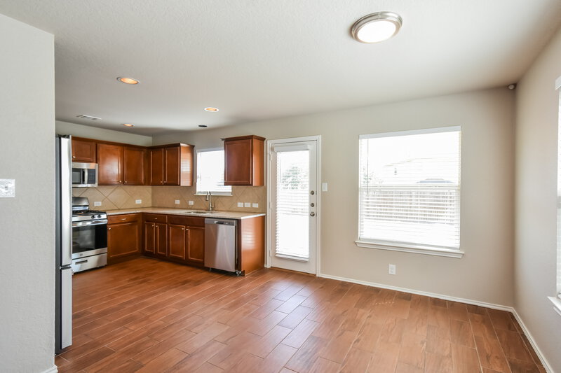 1,980/Mo, 247 Limestone Crk New Braunfels, TX 78130 Dining Room View