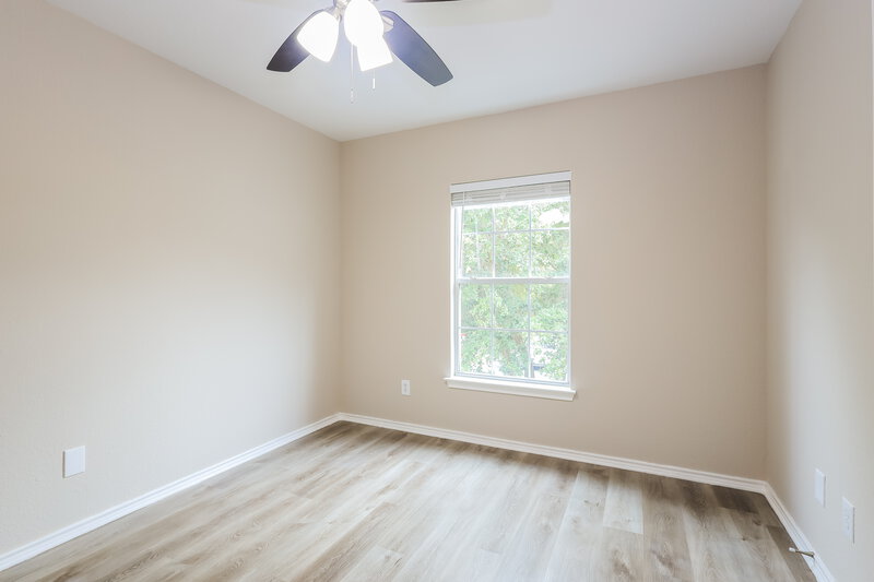 2,085/Mo, 2214 Mobeetie Trl San Antonio, TX 78245 Bedroom View 2