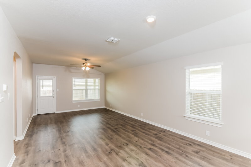 2,010/Mo, 9641 Holly Patch San Antonio, TX 78254 Living Room View
