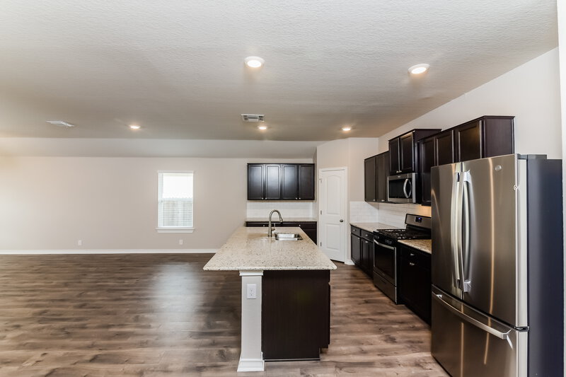 2,010/Mo, 9641 Holly Patch San Antonio, TX 78254 Kitchen View 2