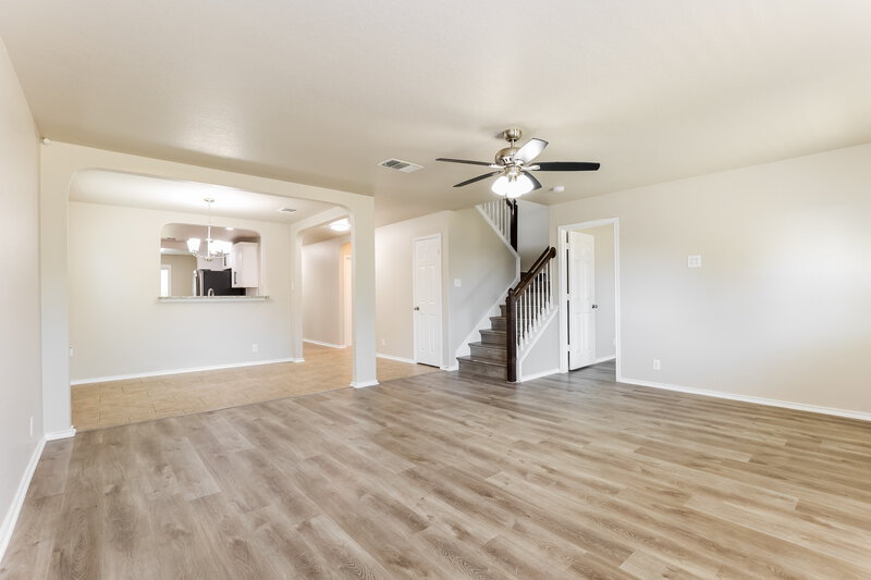 1,995/Mo, 11519 N Peak San Antonio, TX 78245 Living Room View
