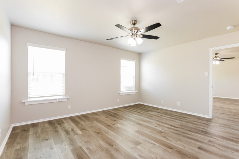 1,995/Mo, 11519 N Peak San Antonio, TX 78245 Main Bedroom View