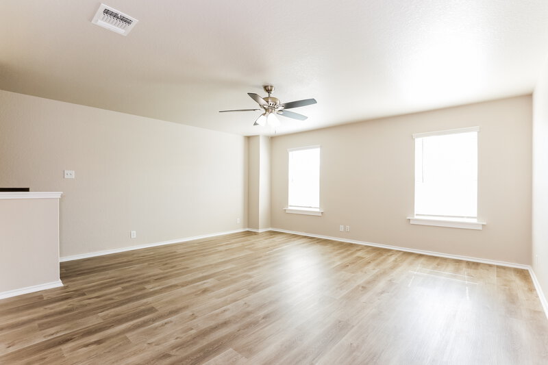 1,995/Mo, 11519 N Peak San Antonio, TX 78245 Bedroom View