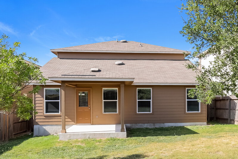 1,995/Mo, 11519 N Peak San Antonio, TX 78245 Rear View