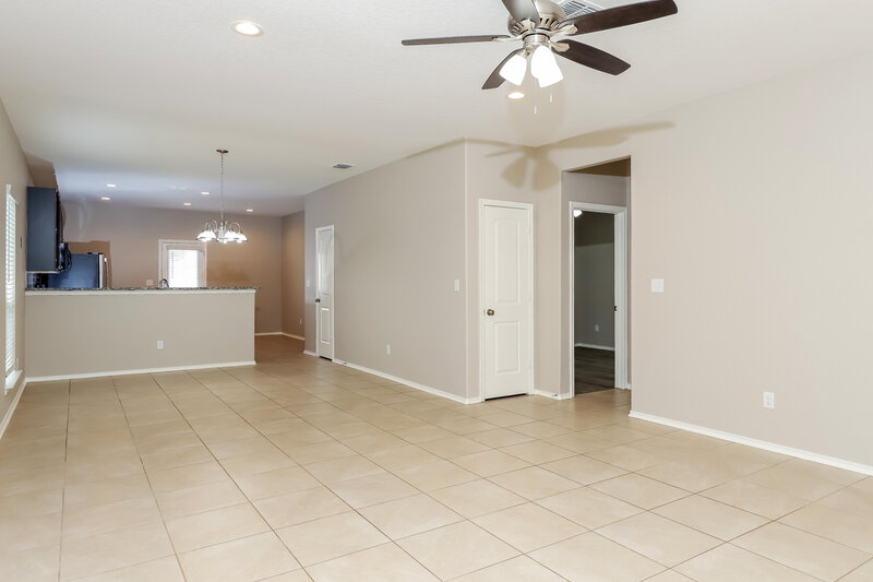 1,250/Mo, 2452 Ranger Pass Seguin, TX 78155 Living Room View