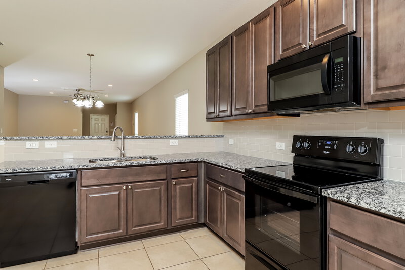 1,250/Mo, 2452 Ranger Pass Seguin, TX 78155 Kitchen View