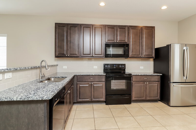 1,250/Mo, 2452 Ranger Pass Seguin, TX 78155 Kitchen View 2