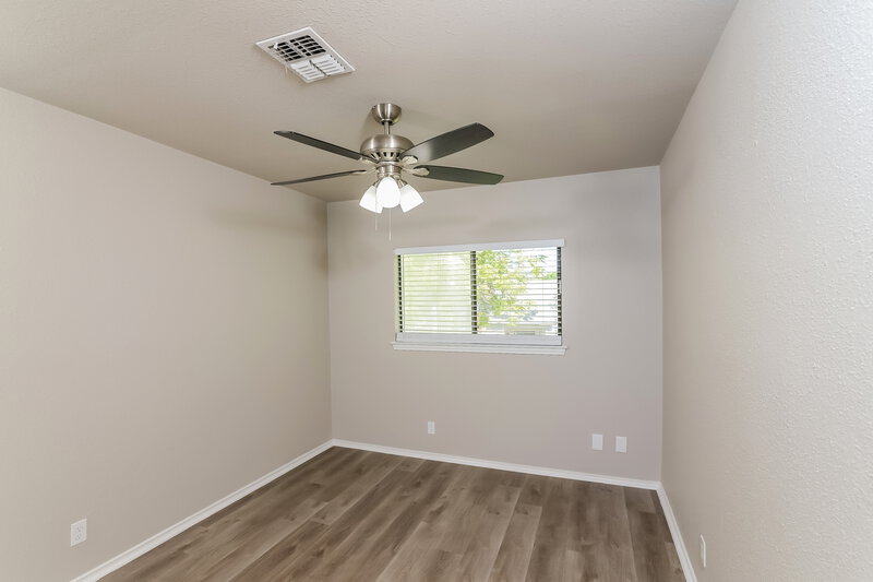 1,960/Mo, 9339 Autumn Sun San Antonio, TX 78254 Bedroom View 3
