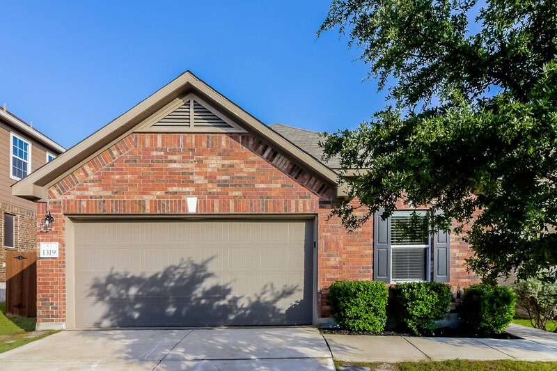 1,815/Mo, 1319 Blue Jay Ct San Antonio, TX 78245 External View
