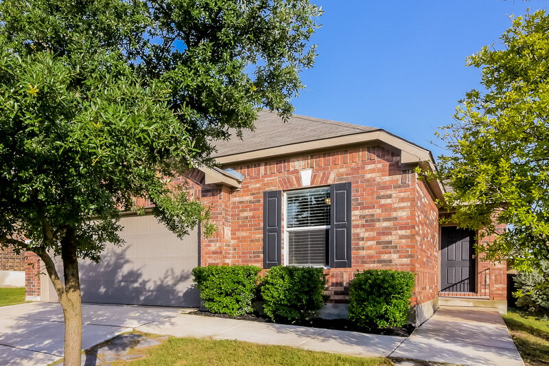 1,815/Mo, 1319 Blue Jay Ct San Antonio, TX 78245 Front View