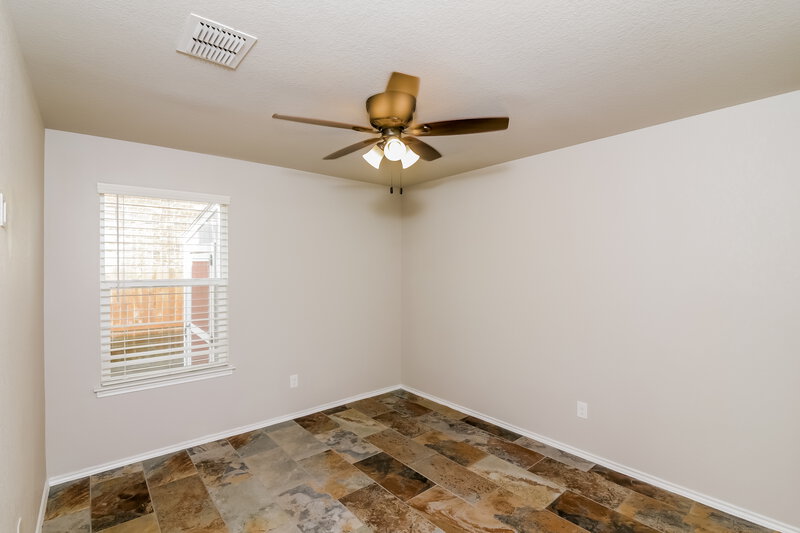 1,815/Mo, 1319 Blue Jay Ct San Antonio, TX 78245 Bedroom View