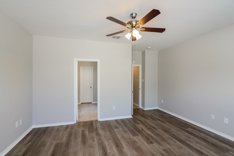 1,950/Mo, 116 Deer Blf San Antonio, TX 78253 Bedroom View