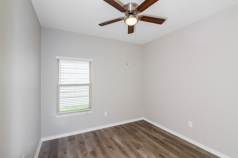 1,950/Mo, 116 Deer Blf San Antonio, TX 78253 Bedroom View 4