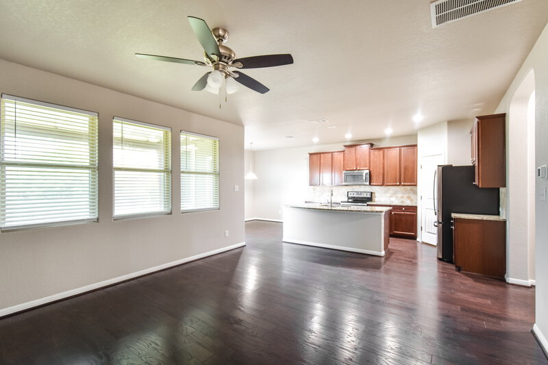 2,265/Mo, 11122 Bedazzled San Antonio, TX 78245 Living Room View