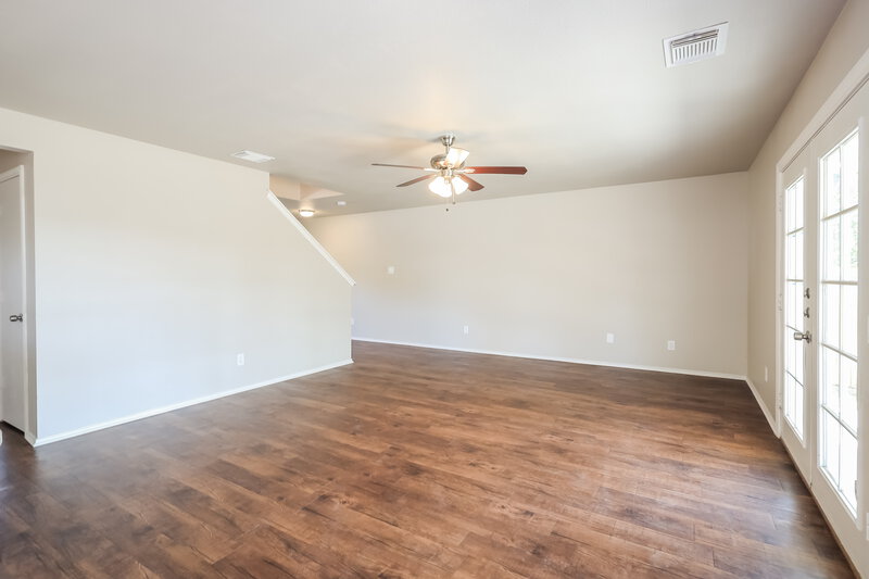1,995/Mo, 718 Las Puertas San Antonio, TX 78245 Living Room View 3