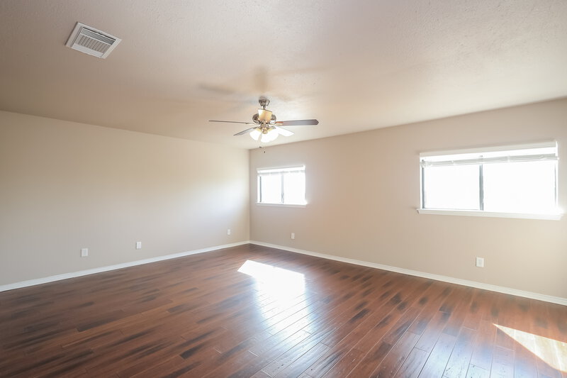 1,995/Mo, 718 Las Puertas San Antonio, TX 78245 Main Bedroom View
