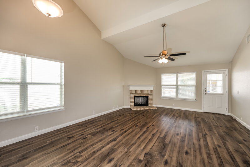 2,320/Mo, 10843 Red Musket Trl San Antonio, TX 78245 Living Room View