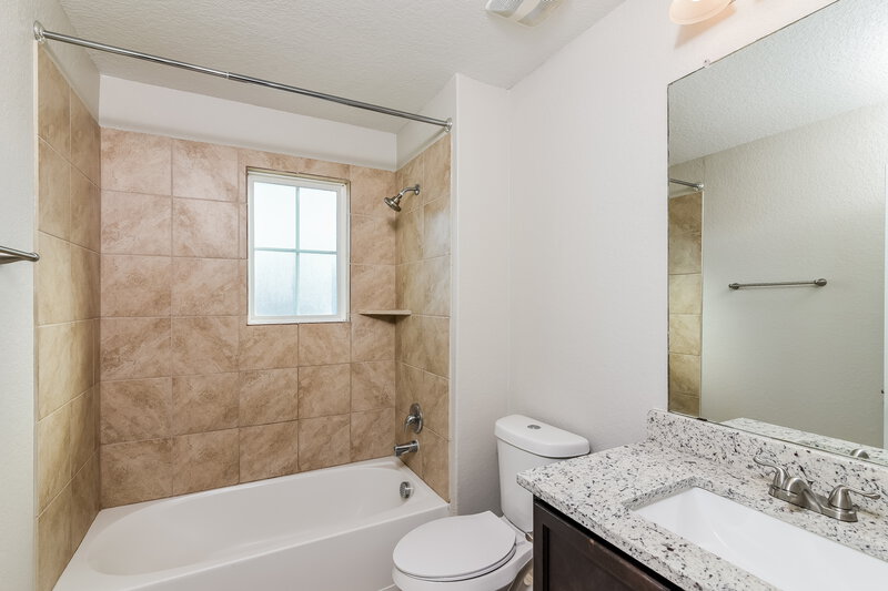 1,695/Mo, 14014 Tyler Pt San Antonio, TX 78254 Bathroom View