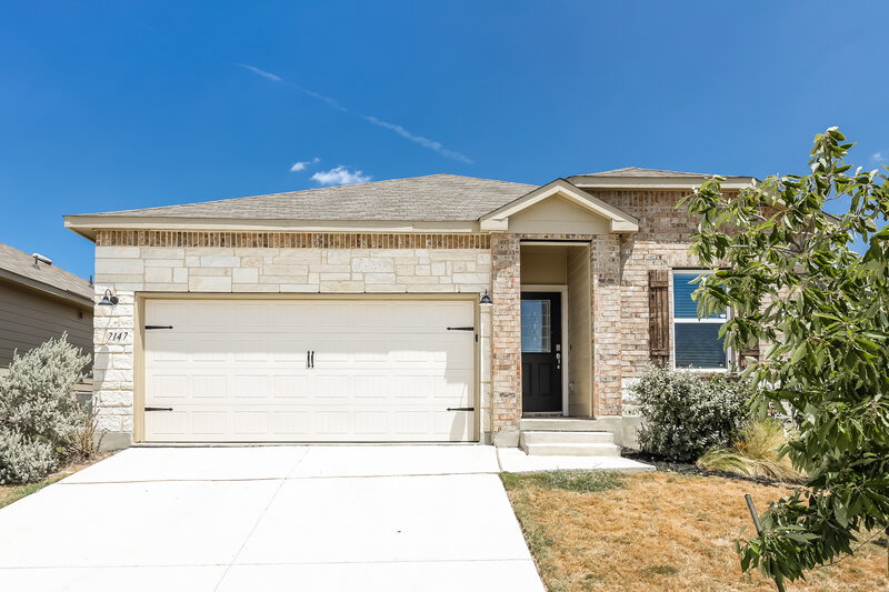 1,680/Mo, 7147 Quarter Moon Converse, TX 78109 External View