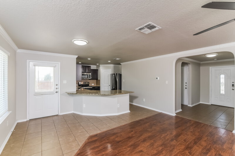 1,680/Mo, 11519 Verde Bnd San Antonio, TX 78245 Dining Room View
