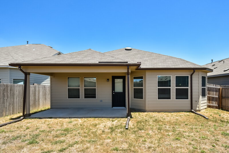 1,695/Mo, 7807 Tejas Plano Dr San Antonio, TX 78222 Rear View