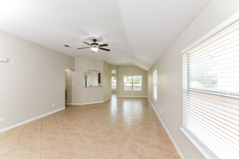 2,025/Mo, 10607 Bayhill Den San Antonio, TX 78245 Living Room View