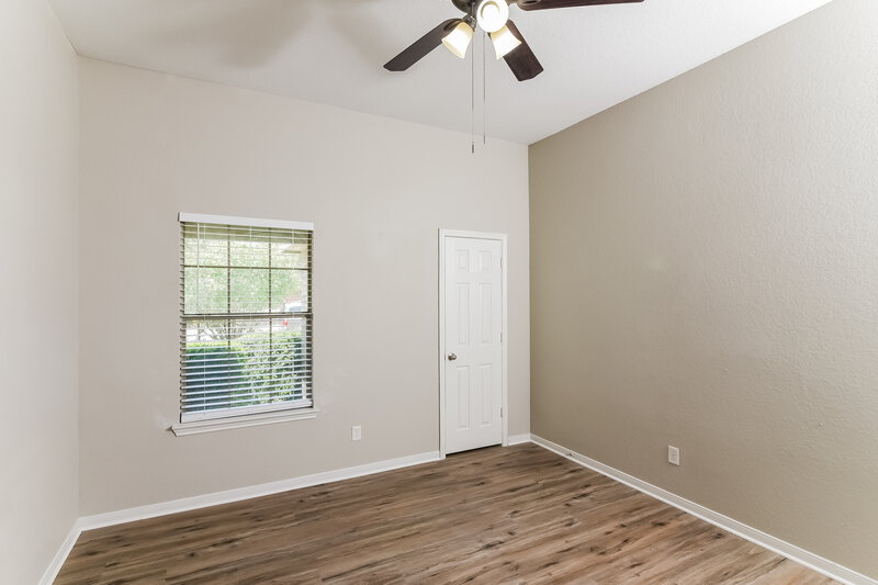 2,025/Mo, 10607 Bayhill Den San Antonio, TX 78245 Bedroom View 3